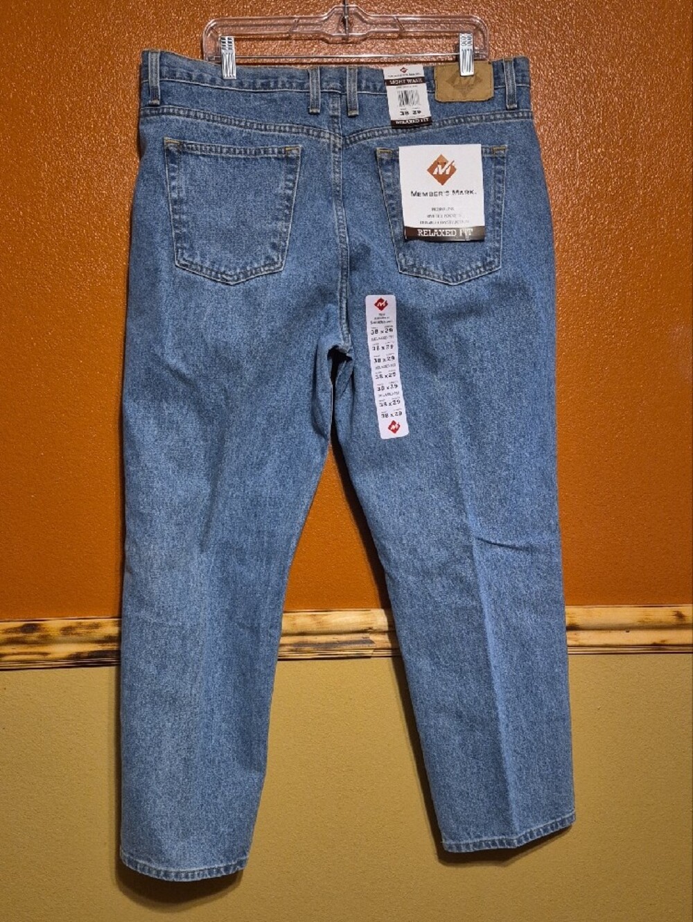 Member's Mark Men's Relaxed Fit Light Wash Blue Jeans - Picture 6 of 10